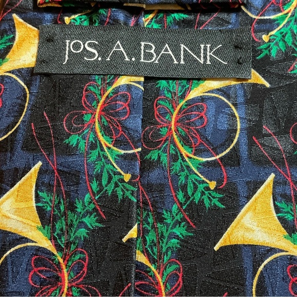 Jos.A.Bank Festive Holiday Silk Necktie - Picture 2 of 3